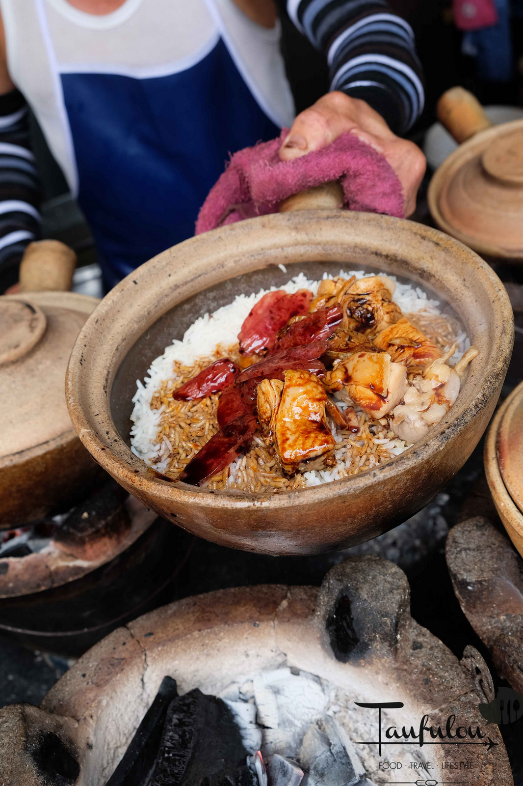 Charcoal Claypot Chicken Rice @ Jalan Ipoh - I Come, I See, I Hunt and ...