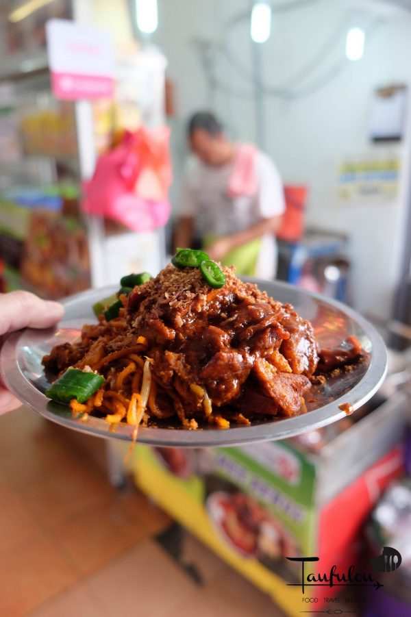 Famous penang mee goreng