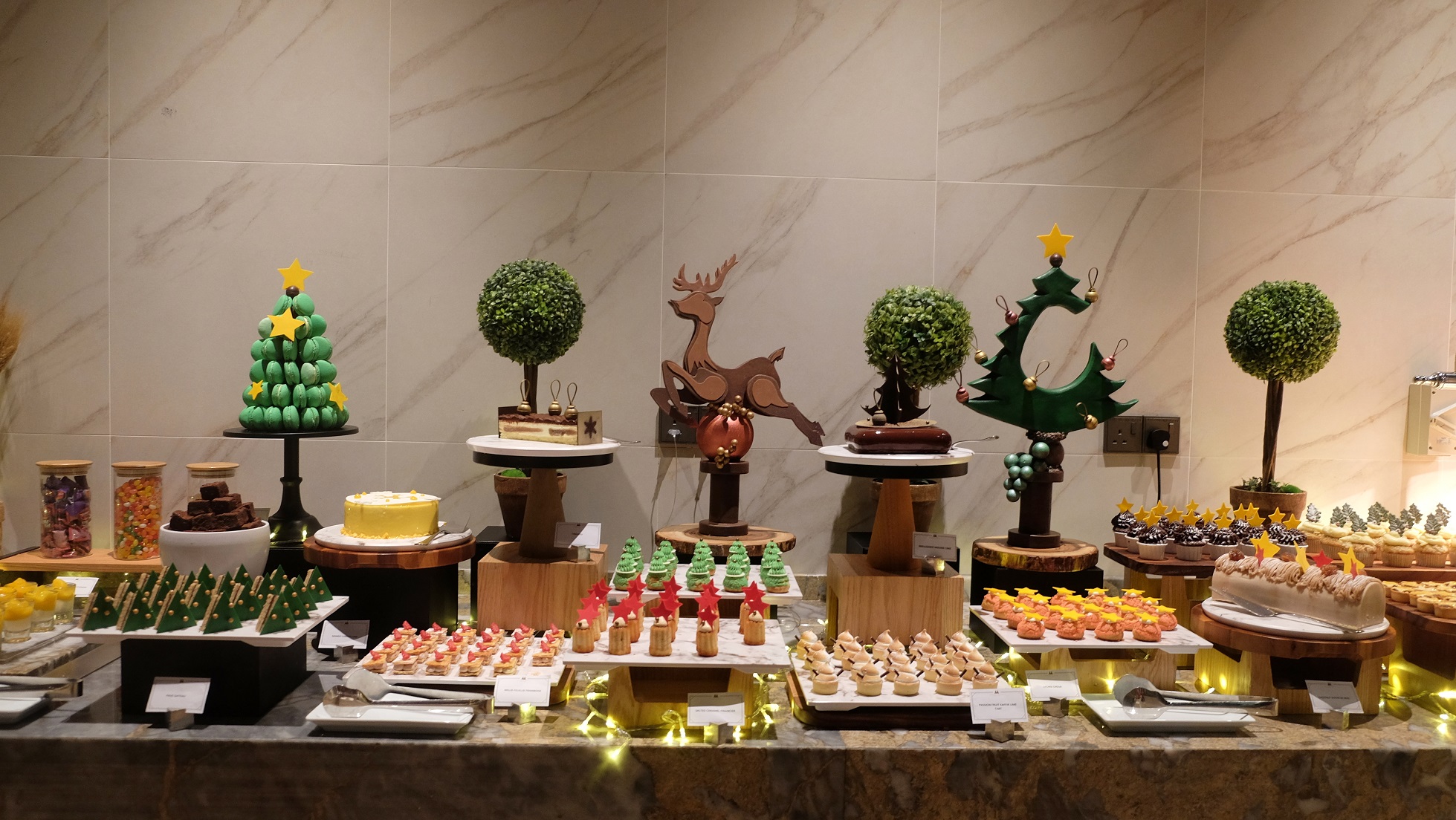Christmas Buffet with M Resort Hotel, KL I Come, I See, I Hunt and I